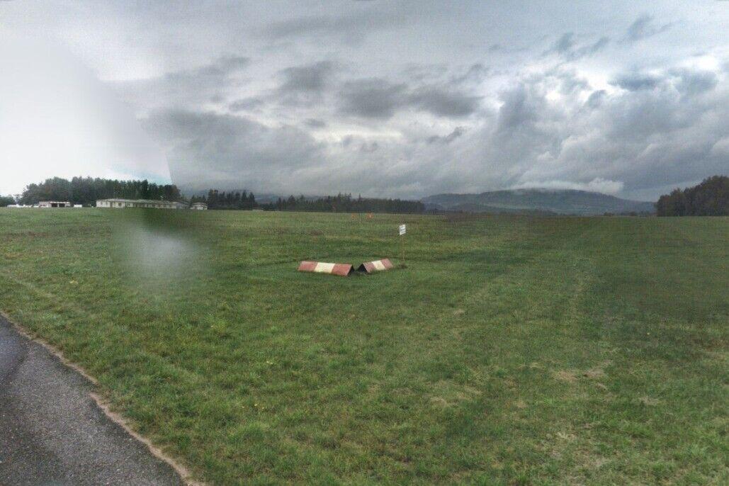 dražba pozemků Radostín u Sychrova