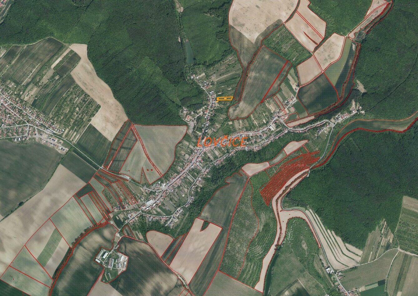 PRODEJ pozemků Lovčice u Kyjova