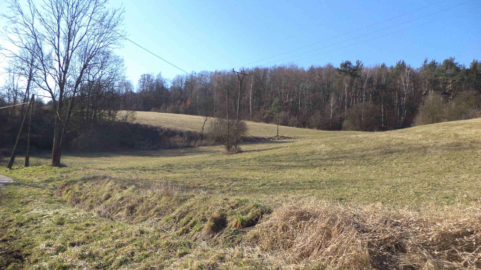 prodej pozemku Rochov u Tetčiněvsi