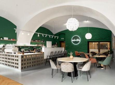 Pronájem obchodní prostor, 352 m²