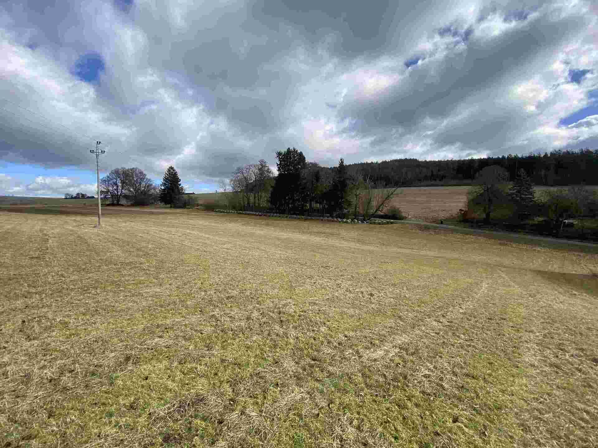 prodej pozemků Čečín