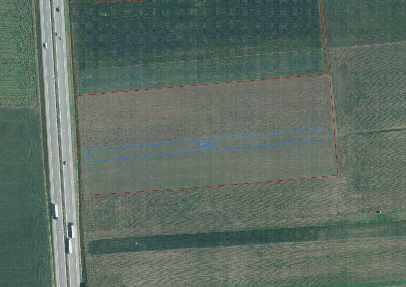 Prodej  podílového pozemku Měnín, podílové spoluvlastanictví 1/2