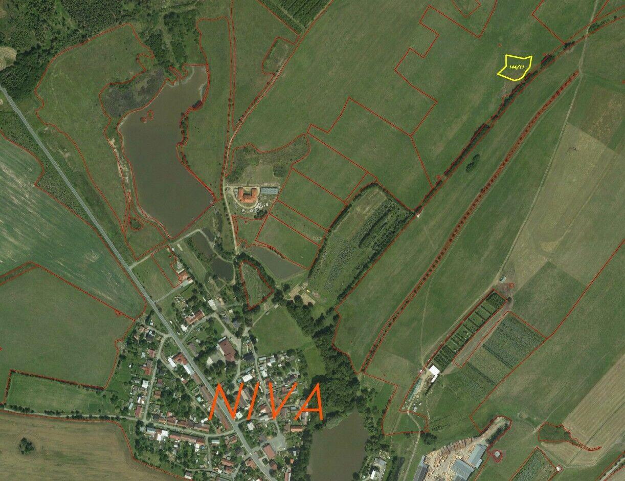 Prodej pozemku Niva