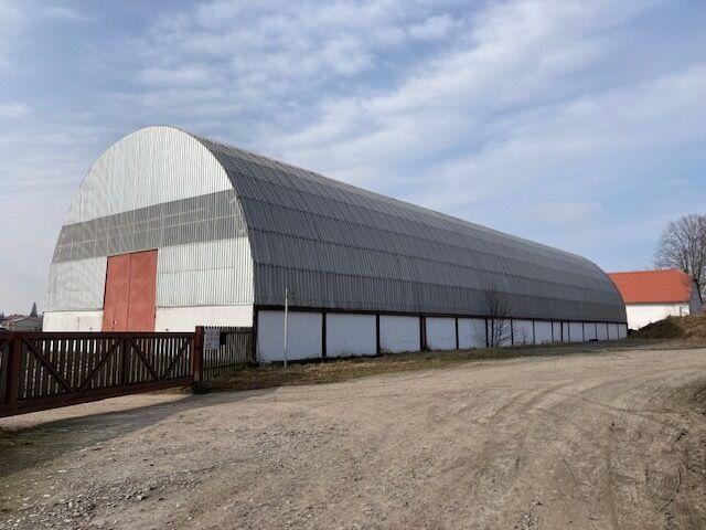 Pronájem skladového prostoru Strážkovice 824 m2