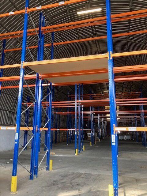 Pronájem skladového prostoru Strážkovice 824 m2