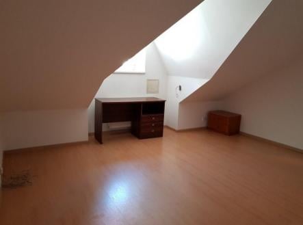 Pronájem bytu, 2+kk, 76 m²