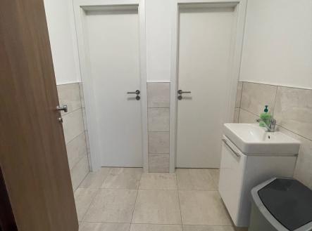 Pronájem kanceláře, 27 m²