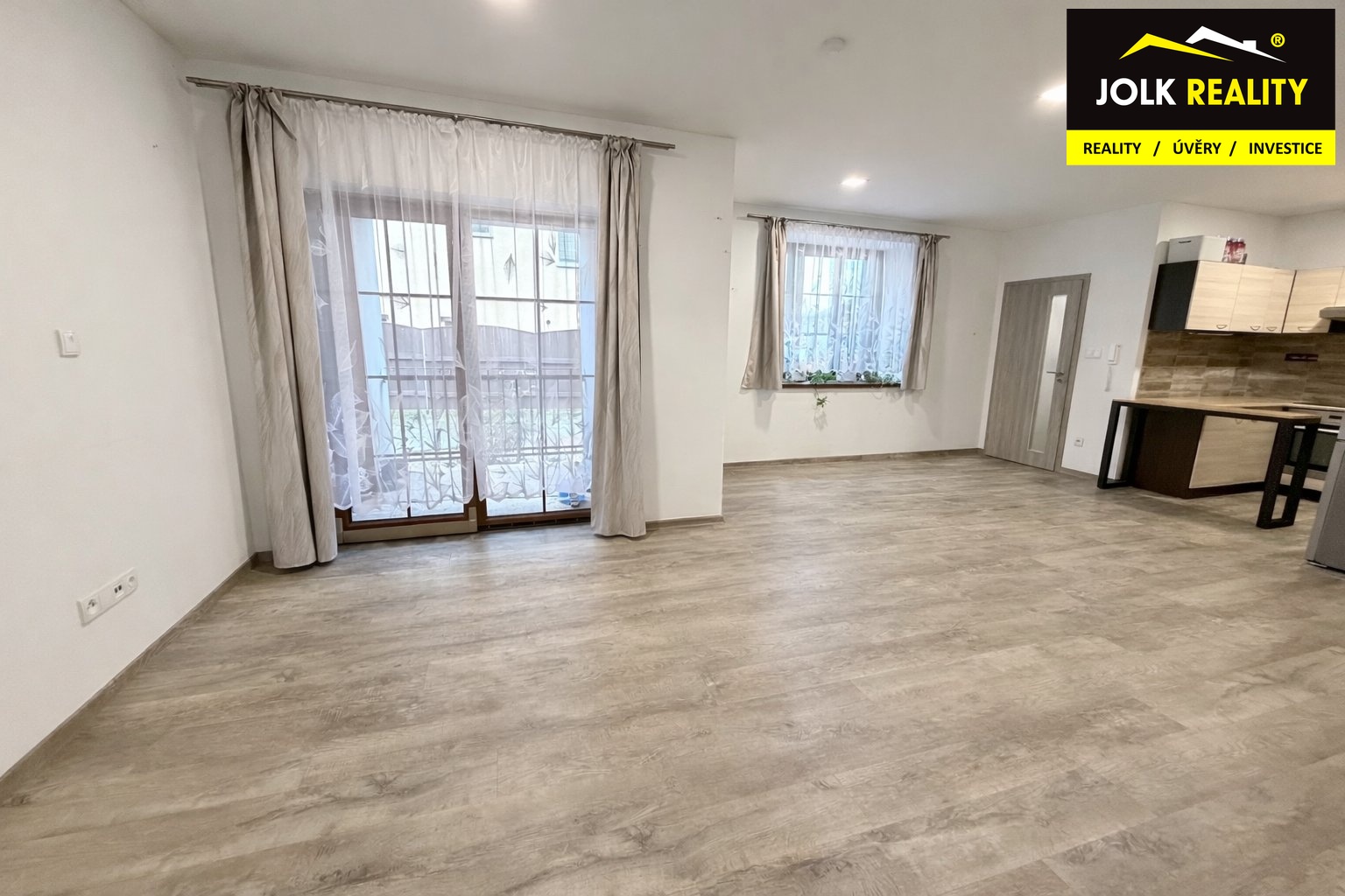 NIKOLA SUKENIKOVÁ DIS PRONÁJEM BYTU OPAVA 3KK