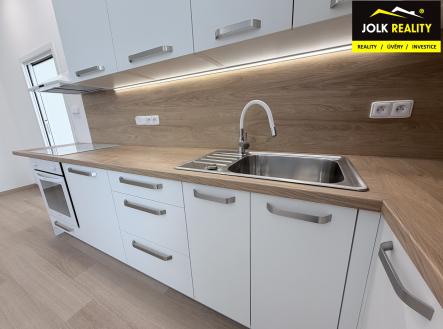 Pronájem bytu, 2+1, 74 m²