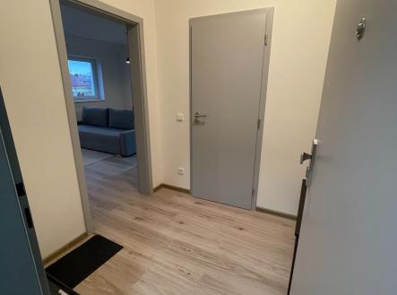 Pronájem bytu, 1+kk, 32 m²