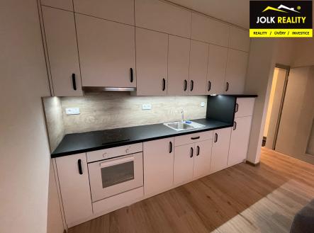 Pronájem bytu, 1+kk, 32 m²