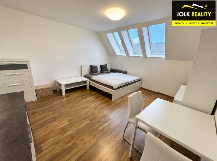 Pronájem bytu, 1+kk, 30 m²