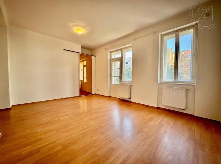 Pronájem bytu, 2+kk, 66 m²