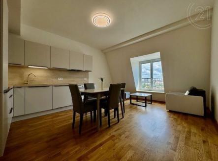 Pronájem bytu, 3+kk, 72 m²