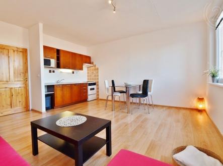 Pronájem bytu, 1+kk, 32 m²