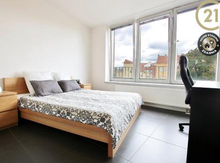 Pronájem bytu, 2+kk, 47 m²