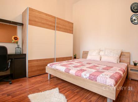 Pronájem bytu, 2+kk, 56 m²