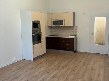 Pronájem bytu, 1+kk, 31 m²