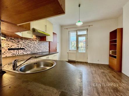 Pronájem bytu, 2+1, 56 m²