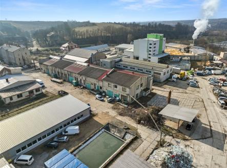 Prodej výrobní prostor, 2 905 m²