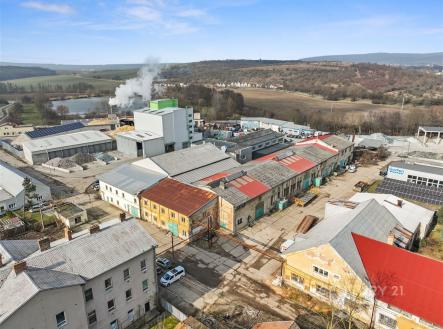 Prodej výrobní prostor, 2 905 m² obrázek