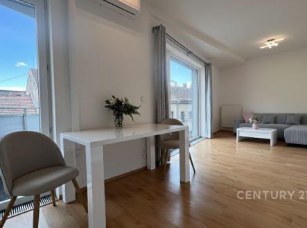 Pronájem bytu, 2+kk, 50 m²