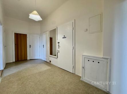 Pronájem bytu, 2+1, 69 m²