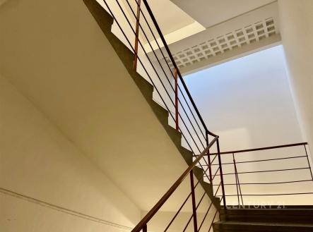 Pronájem bytu, 2+1, 69 m²