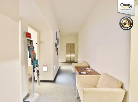 Pronájem kanceláře, 47 m²