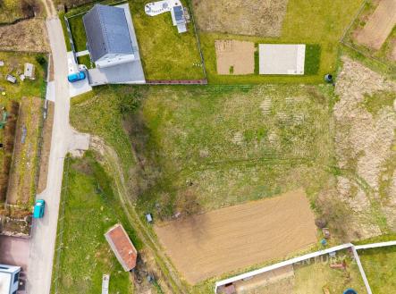 Prodej pozemku pro bydlení, 1 676 m²