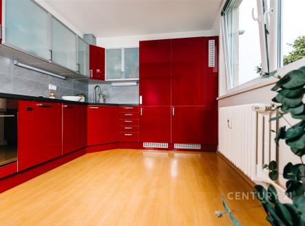 Pronájem bytu, 3+kk, 72 m²