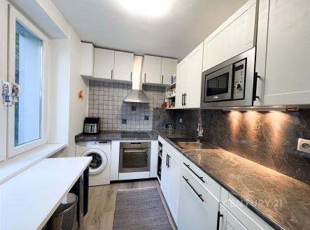 Pronájem bytu, 3+1, 69 m²