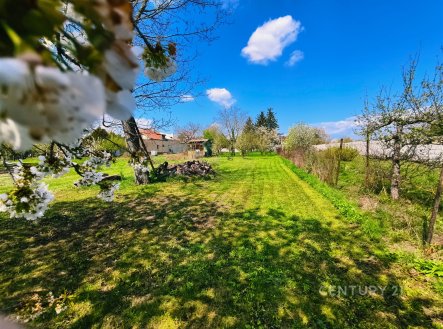 Prodej stavebního pozemku 1175m2, Na Výhoně, Hodonín 