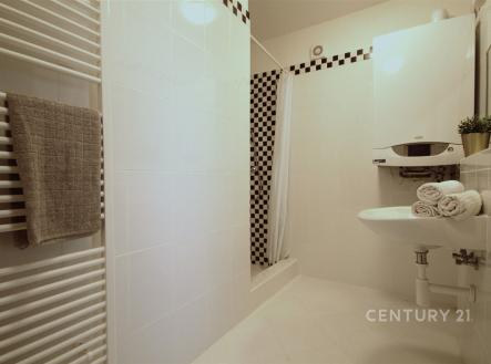 Pronájem bytu, 2+kk, 64 m²