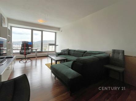 Pronájem bytu, 2+kk, 64 m²