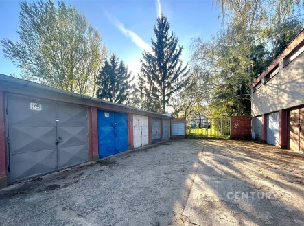 Pronájem garáže, Lesná - ulice Třískalova