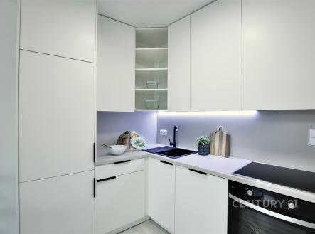 Pronájem bytu, 3+kk, 69 m²