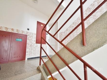 Pronájem bytu, 2+1, 57 m²