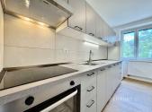 Pronájem bytu, 2+1, 68 m²