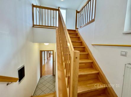 Pronájem bytu, 3+kk, 195 m²