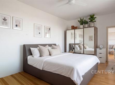 Pronájem bytu, 2+kk, 58 m²