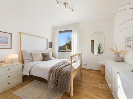 Pronájem bytu, 2+kk, 47 m²