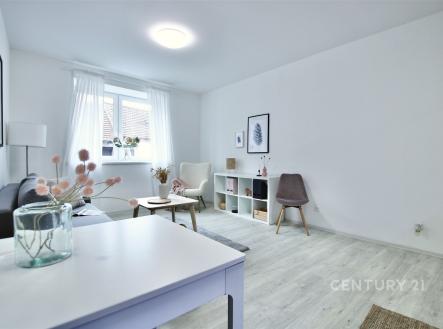 Pronájem bytu, 1+kk, 36 m²
