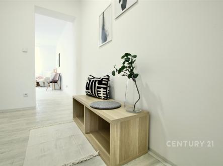 Pronájem bytu, 1+kk, 36 m²