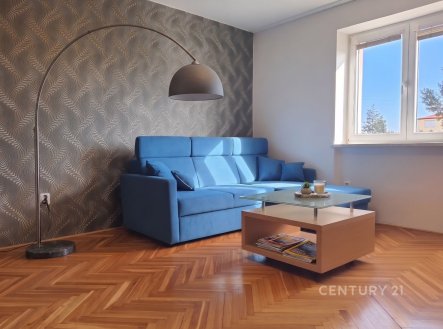 Pronájem bytu, 2+1, 65 m²