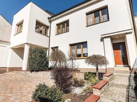Prodej bytu, 4+kk, 123 m²