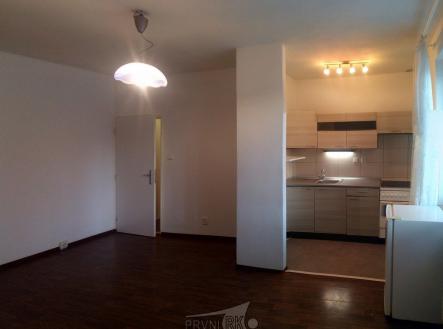 Pronájem bytu, 1+kk, 24 m² obrázek