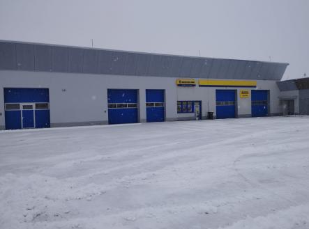 Pronájem komerčního objektu, průmyslový areál, 281 m²