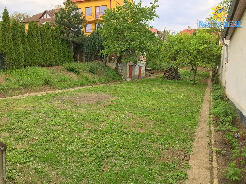 Pronájem rodinného domu 3+1 se zahradou Hluk
