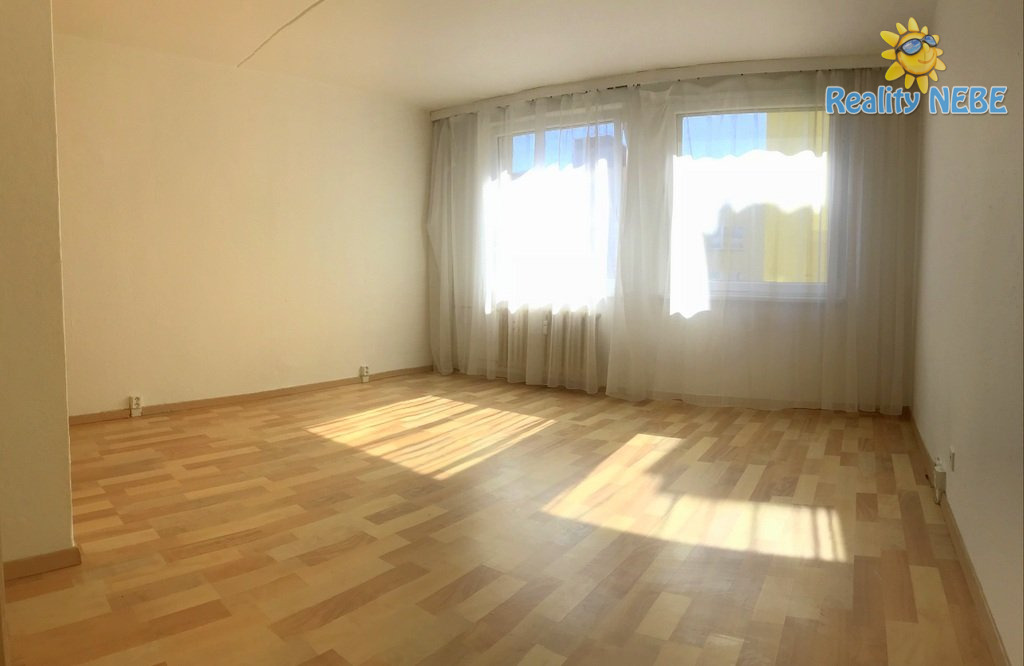 Podnájem bytu 1+kk 30m2 Pivcova Praha Barrandov